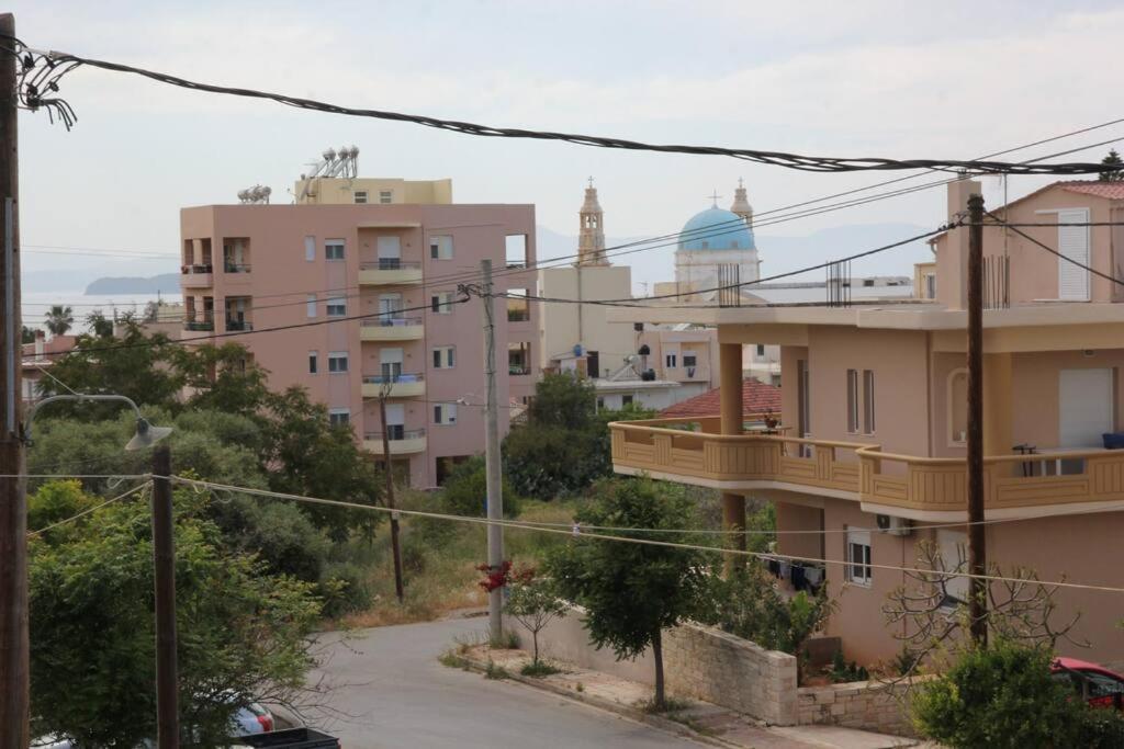 Άνετο Και Πολυτελές Οροφοδιαμέρισμα 2 Chrissi Akti Chania Exterior foto